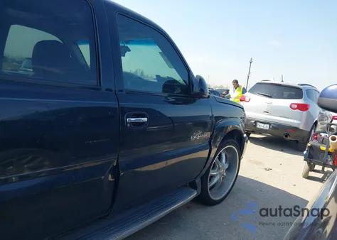 2002 Cadillac Escalade Standard from USA, damaged, VIN 1GYEK63N42R108298